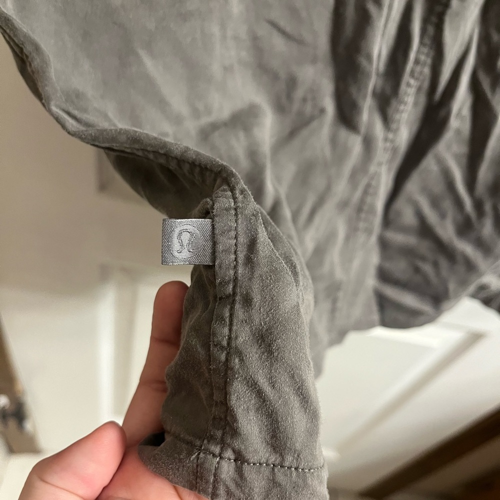 Lululemon City Stroll Jacket - Size 4 - Grey Sage - Picture 10 of 12